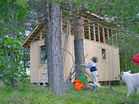 studios and ateliers - sculptures by Lucien den Arend - his Finnish and Dutch sculpture - studio - atelier