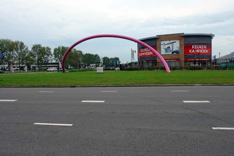 Spijkenisse Holland - pink sculpture site specific and public sculpture) in Spijkenisse.