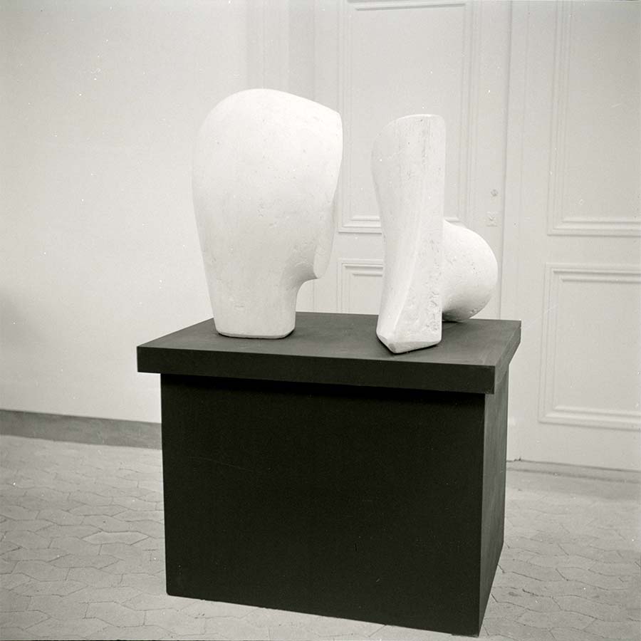 "tien jonge dordtse kunstenaars" Waarheid en Vrede room - Dordrechts Museum - 1972.