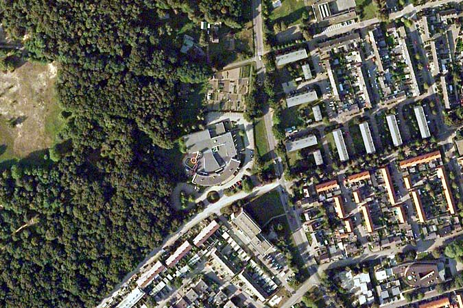 Satellite image of stainless steel urban sculpture in Venray The Netherlands