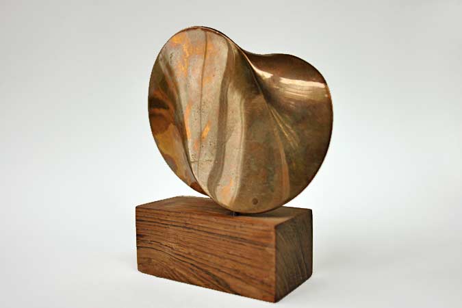 bronze sculpture - discoid form monolinear