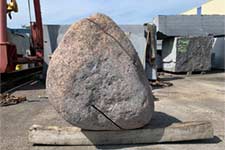 Oblique section in a glacial boulder - 2020.