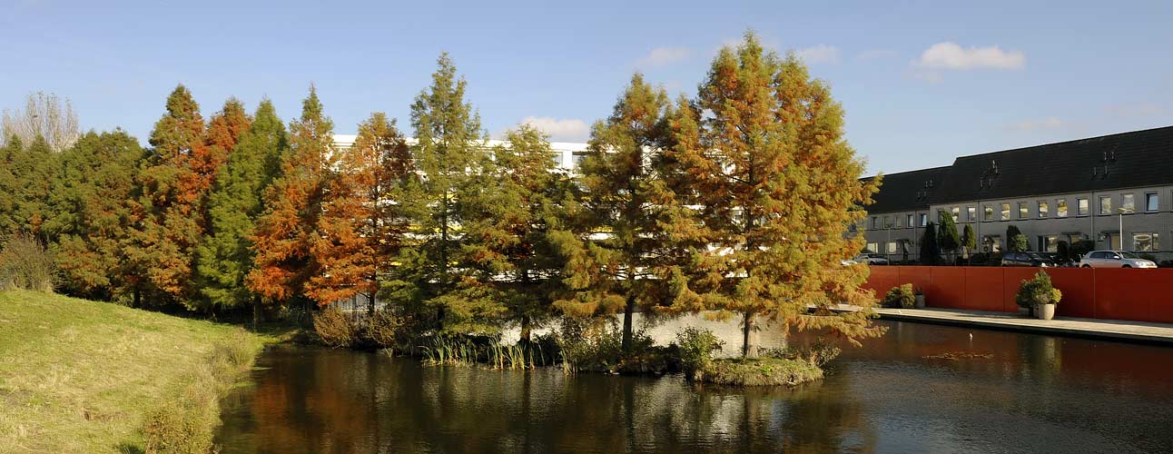 site specific art in Holland and the sculpture and environments by Lucien den Arend - his site specific sculptures and environmental sculptures.