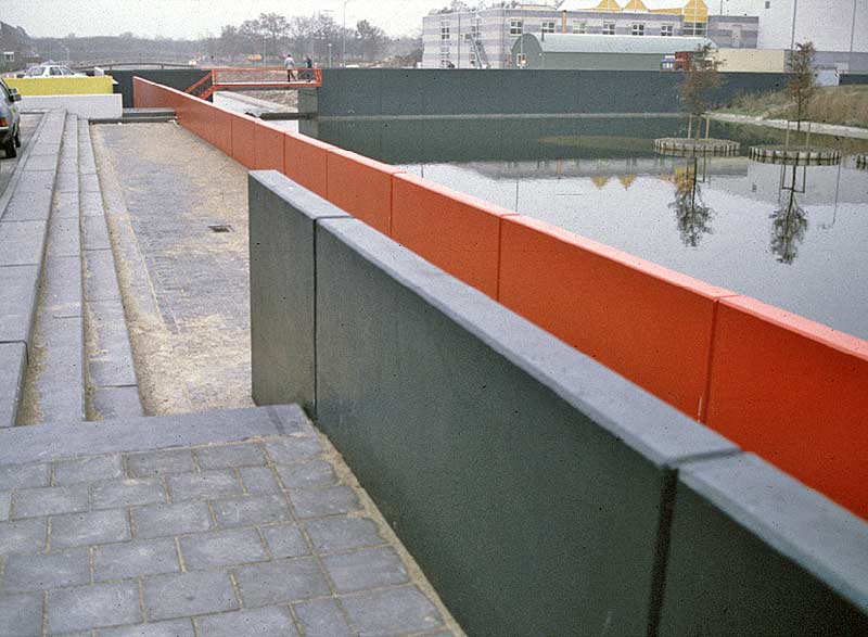 LAND ART - public lecture at zlgevents courtyard - Kuala Lumpur environmental sculpture - urban environment in Ede the Netherlands