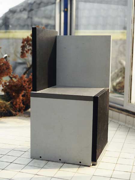 furniture - chair - art by sculptor Lucien den Arend