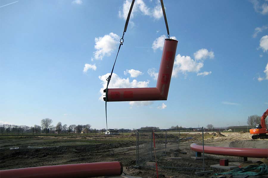 construction of  steel sculpture near Rotterdam for the arch over the road at Rhoon, Albrandswaard in Holland
